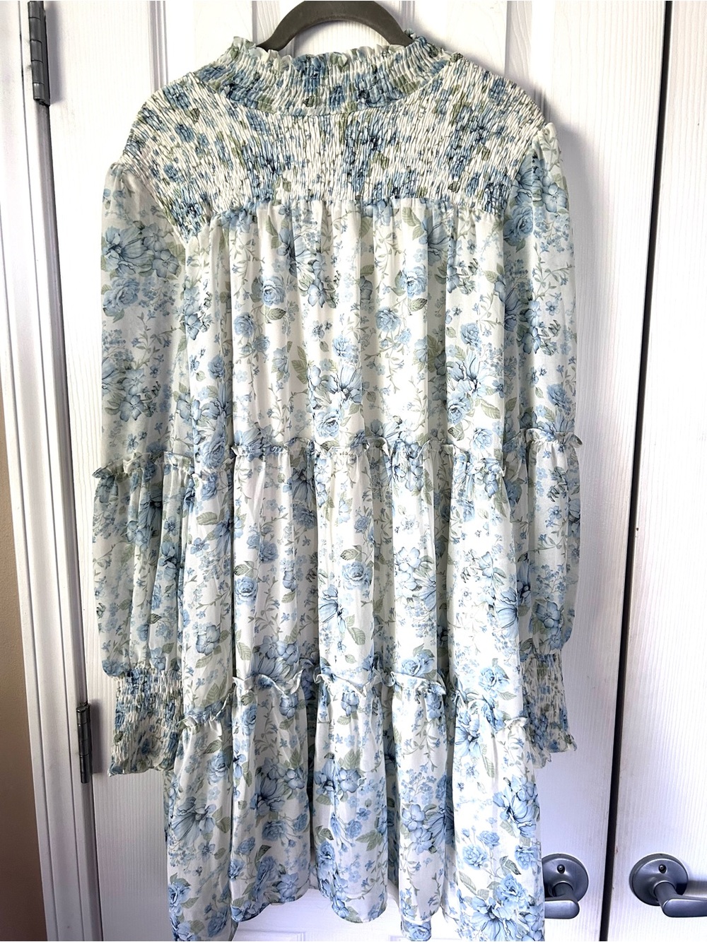 STORIA Blue Floral Smocked Tiered Long Sleeve Dress Size Large